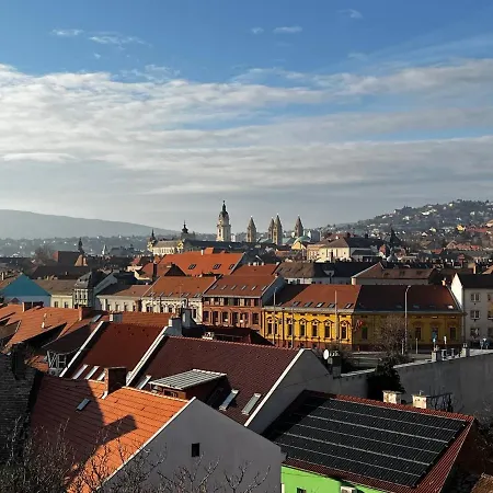 Apartmán Pecsi - Lg5 Pětikostelí